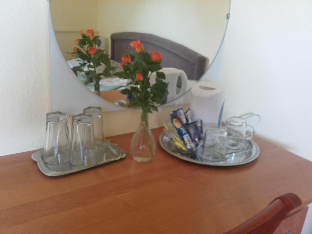 Domino Panzio Bed and Breakfast Székesfehérvár Buitenkant foto
